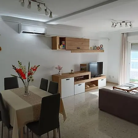 Spacious And Centrally Located In San Pedro De Alcantara Апартаменты *
