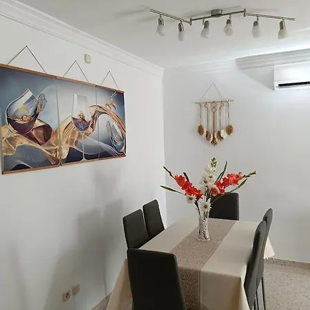 Spacious And Centrally Located In San Pedro De Alcantara Apartament *